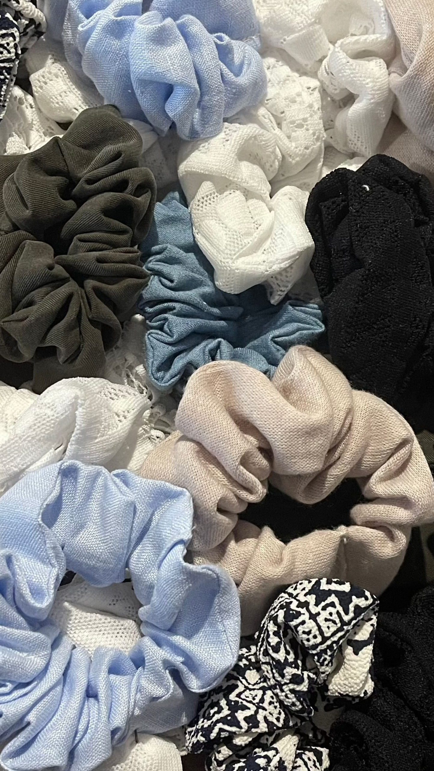 SCRUNCHIES